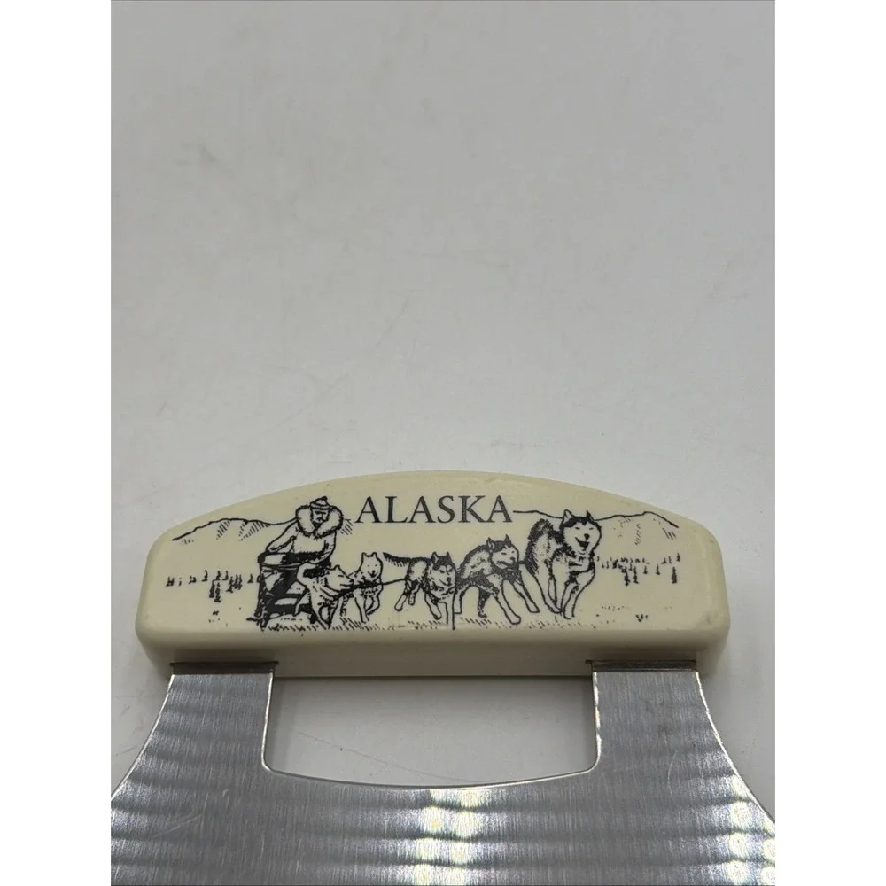 Alaska Ulu Set Chopping Blade Wood Bowl & Carved Bear Kitchen  Blade Nice